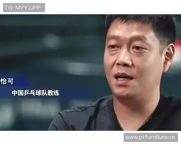 主教练战术板细节意外曝光 球队备战画面震撼引发网友热议 主教练战术板细节意外曝光 球队备战画面震撼引发网友热议